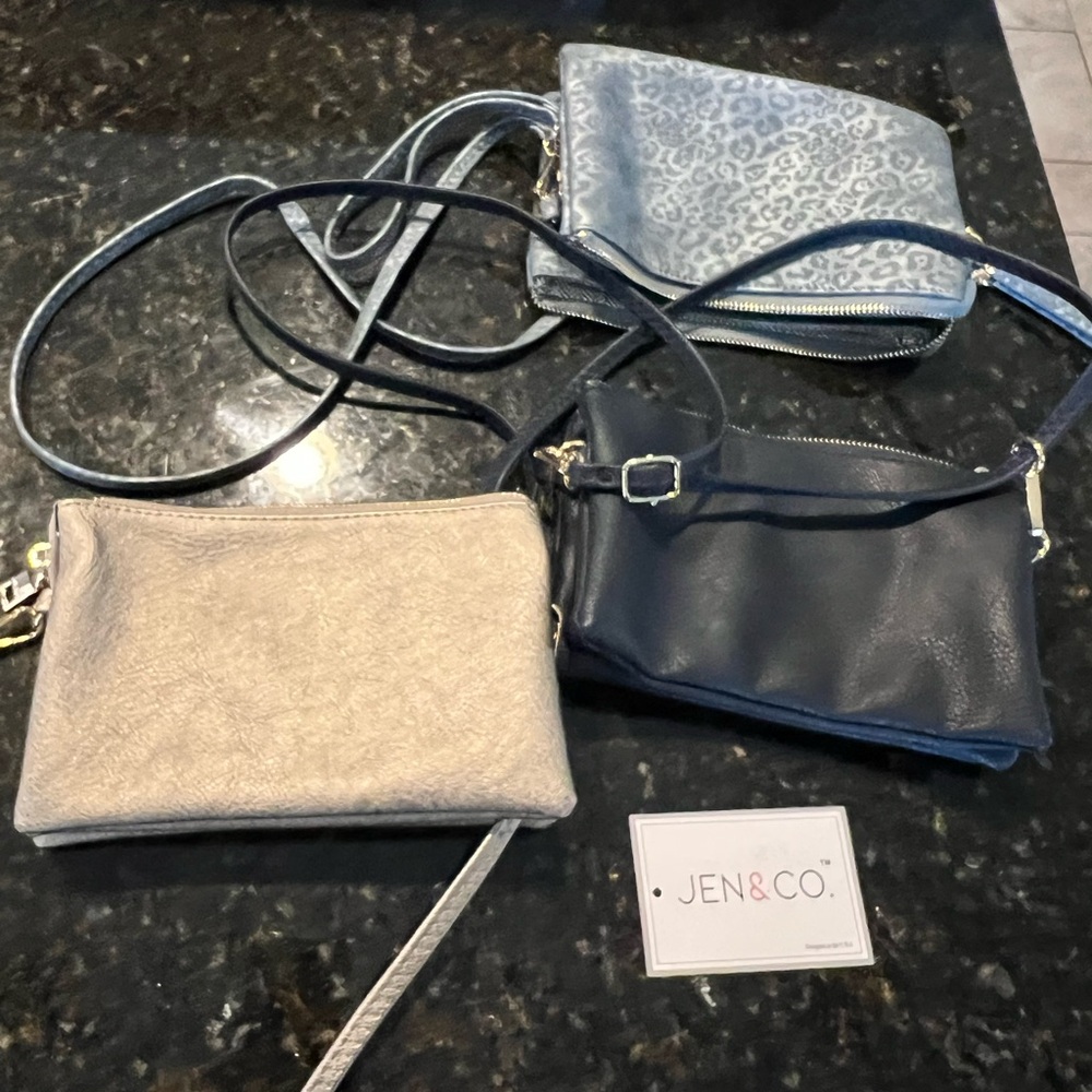 Women's Black and Gray Crossbody Bags
